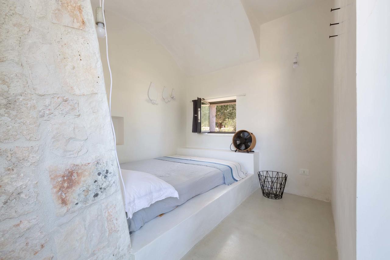 הוילה אוסטוני Casale Con Cipresso מראה חיצוני תמונה