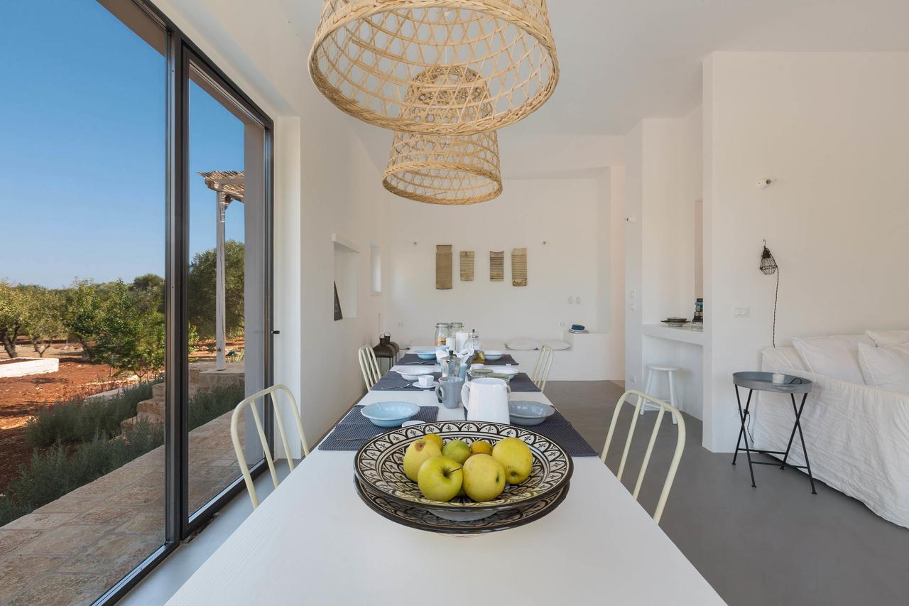 הוילה אוסטוני Casale Con Cipresso מראה חיצוני תמונה