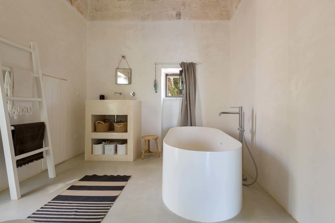 הוילה אוסטוני Casale Con Cipresso מראה חיצוני תמונה