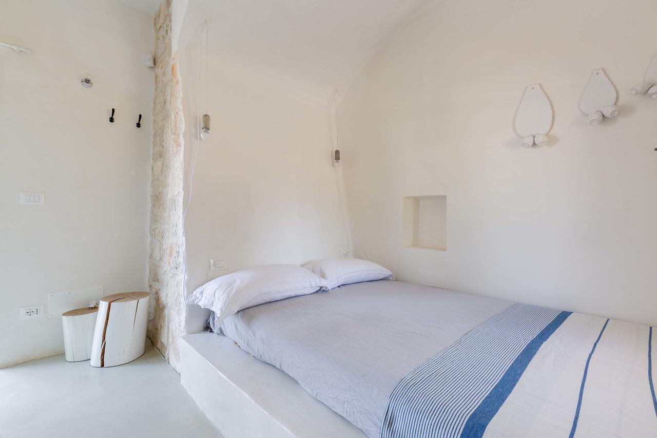 הוילה אוסטוני Casale Con Cipresso מראה חיצוני תמונה