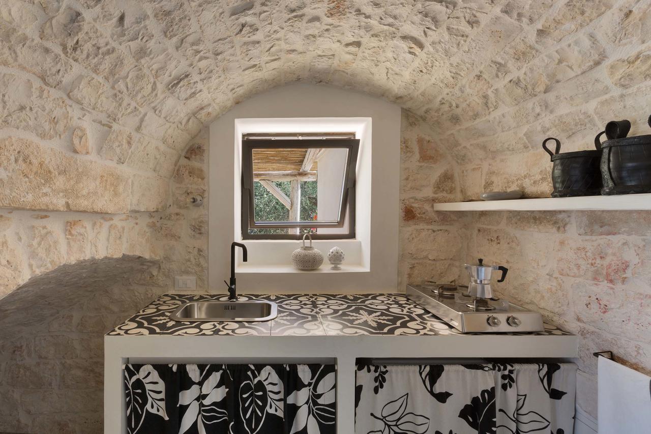 הוילה אוסטוני Casale Con Cipresso מראה חיצוני תמונה